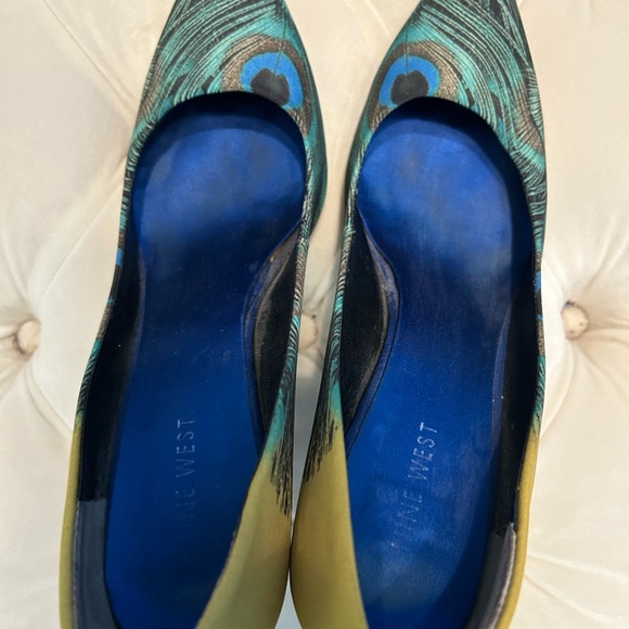 Nine West Peacock 🦚 Heels - Picture 3 of 5